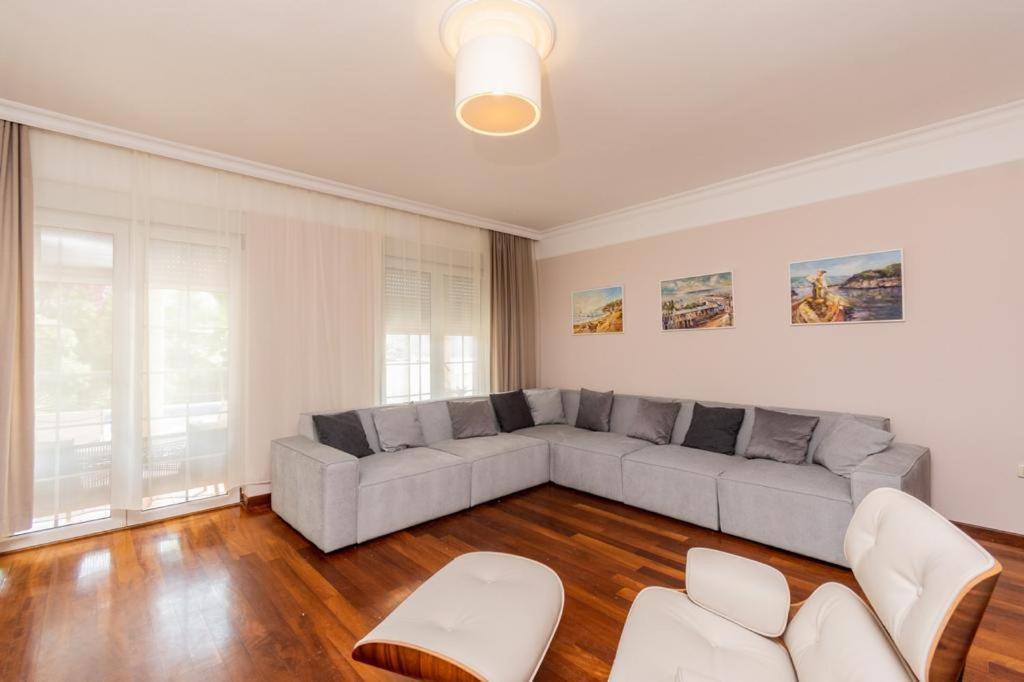 Vila Oliva Herceg Novi Exteriör bild